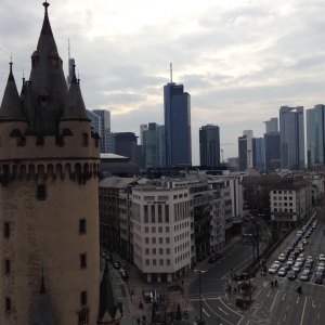 Frankfurt_Eschenheimer Turm and Skyline